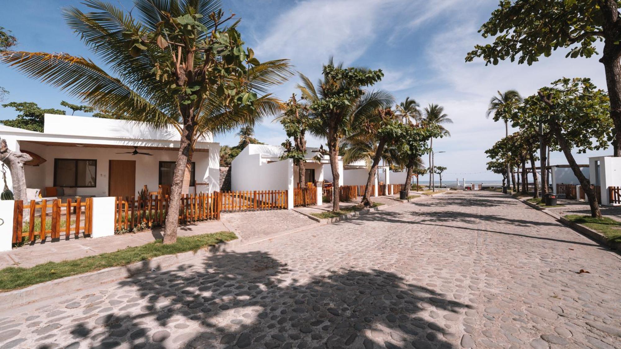 Coco Surf Tropical Village La Libertad Exteriör bild